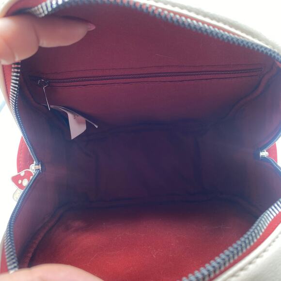 Disney Her Universe Snow White and the Seven Dwarves Red White Mini Backpack - Picture 11 of 13